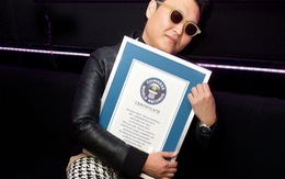 Psy nhận chứng chỉ Guinness