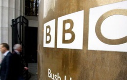 Phát phóng sự sai, Tổng giám đốc BBC từ chức