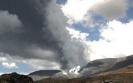 New Zealand: núi lửa Tongariro lại "tỉnh giấc"