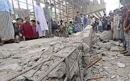Bangladesh: sập cầu đang xây, dân nổi giận