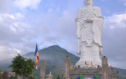 Tượng Phật A Di Đà cao nhất Việt Nam