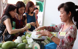 Hội chợ triển lãm rau quả "sạch" ĐBSCL