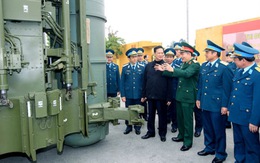 Thủ tướng thăm Đoàn 64 và "rồng lửa" S-300 PMU 1