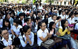 Tư vấn tuyển sinh tại Bình Thuận: sân trường kín chỗ ngồi