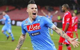 Hamsik tỏa sáng, Napoli vươn lên bằng Juventus