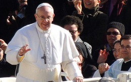 Giáo hoàng Francis rửa chân cho các tù nhân