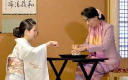 Bà Suu Kyi trở lại Kyoto sau gần 3 thập kỷ