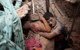 Ảnh chụp vụ tai nạn ở Bangladesh chạm đến trái tim