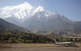 Nepal: máy bay lao xuống sông, 21 người bị thương