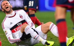 AC Milan mất Pazzini 6 tháng