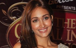 Nữ diễn viên Bollywood tài năng 25 tuổi treo cổ tự tử?
