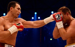 Klitschko bảo vệ thành công 4 đai hạng nặng