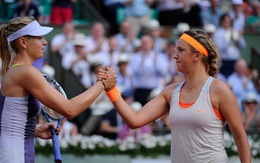 Hạ Azarenka, Sharapova vào chung kết gặp Serena