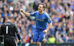 Benitez đưa Lampard lên "mây xanh"