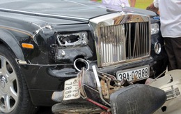 Siêu xe Rolls - Royce Phantom đâm xe máy, 2 người chết tại chỗ