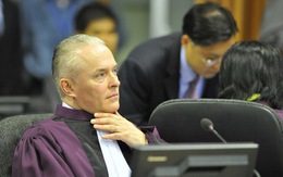 Công tố viên tòa án Khmer Đỏ từ chức