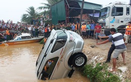 Chia sẻ kinh nghiệm lái xe hơi qua vùng ngập lụt
