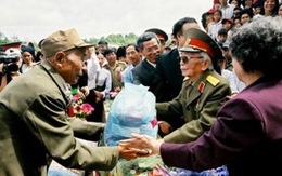 Mường Phăng thổn thức tiếc thương "ông nội đánh giặc tài ba"