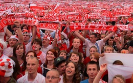 18.000 cổ động viên Ba Lan có mặt tại sân Wembley