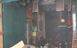 Giải cứu ba trẻ em bị ngạt khói trong nhà cháy