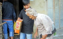 Bạn trẻ Quảng Nam sửa nhà cho người già neo đơn