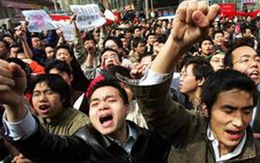 Trung Quốc: 27 cảnh sát bị trọng thương khi đụng độ với dân