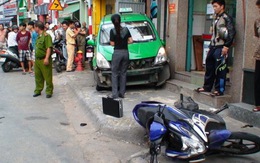 Đánh nhau giữa phố, tàí xế taxi gây tai nạn liên hoàn