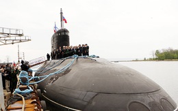 Tàu ngầm Hà Nội lên đường về Cam Ranh