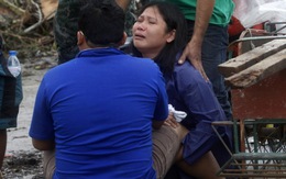 Bác sĩ tâm lý giúp đỡ nạn nhân bão Philippines