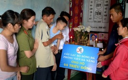 Lập sổ tiết kiệm cho con trai phóng viên Hồng Sen