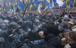 Ukraine: biểu tình phản đối chính phủ biến thành bạo động