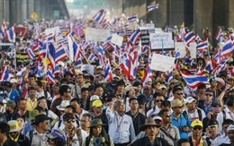 Biểu tình rung chuyển Bangkok trong "ngày quyết định"