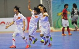 Futsal nữ VN thắng Indonesia 3-1