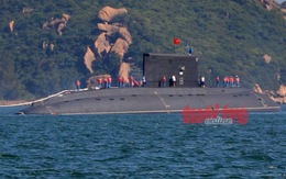 Tàu ngầm Hà Nội hạ thủy an toàn