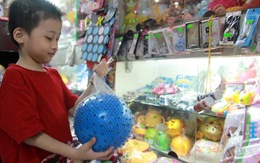 Lại lòi ra đồ chơi Trung Quốc độc hại