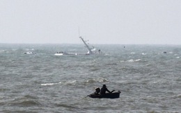 Lực lượng cứu hộ rút lui, tàu Savanna vật vờ trên biển