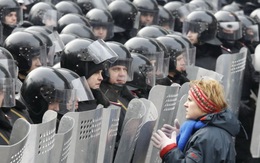 Thủ tướng Ukraine cảnh báo dùng vũ lực trấn áp biểu tình