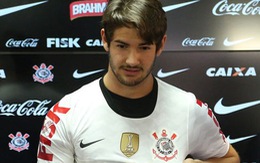 Pato chia tay Corinthians vì lo lắng cho an toàn bản thân