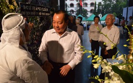 Ấm cúng trong đám tang nhà văn Nguyễn Quang Sáng