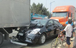 Tai nạn liên hoàn, xe cộ vào cảng Cát Lái bị cản trở