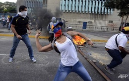 Venezuela: hàng ngàn người biểu tình