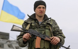 Ukraine giảm quan hệ ngoại giao với Nga
