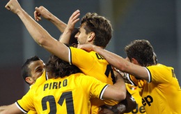 Đá bại Udinese 2-0, Juventus chạm một tay vào chức vô địch