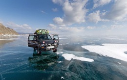 Lái xe 800km qua hồ Baikal đóng băng
