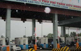Đường cao tốc TP.HCM - Trung Lương kẹt xe hàng giờ liền