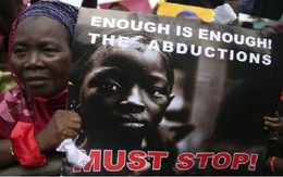 Chiến binh Hồi giáo Nigeria đòi bán các nữ sinh bị bắt cóc