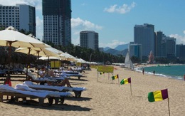 Nha Trang: bãi biển công cộng bị "chiếm đóng"?