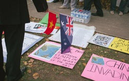 Người Việt ở Úc tuần hành phản đối Trung Quốc