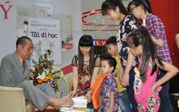 Thầy giáo Nguyễn Ngọc Ký giao lưu với độc giả Quảng Ninh