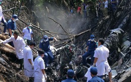 Vụ tai nạn máy bay Lào: Đoàn cấp cao VN dự lễ tang